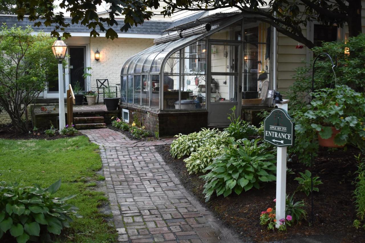 Willow Street Apple Bin Inn المظهر الخارجي الصورة